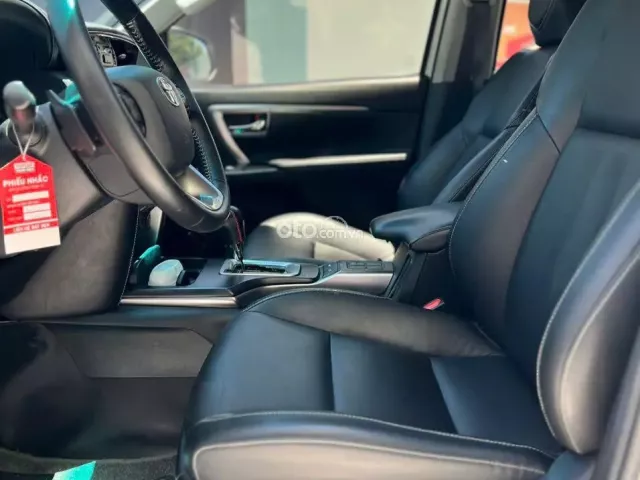 Toyota Fortuner 2.7 V 4X2 AT 2021 7