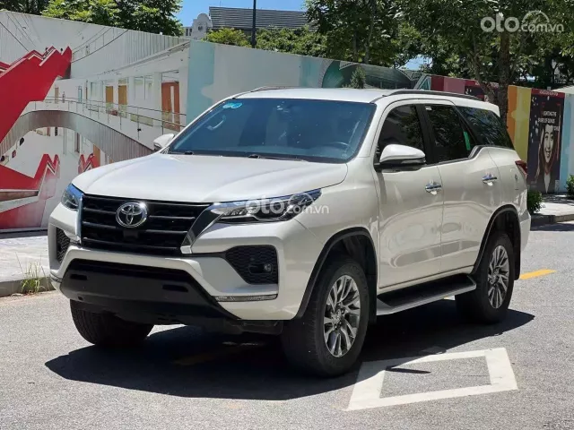 Toyota Fortuner 2.7 V 4X2 AT 2021 2