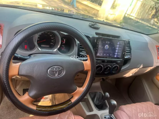 Toyota Fortuner 2.7 V 4X2 AT 2008 7
