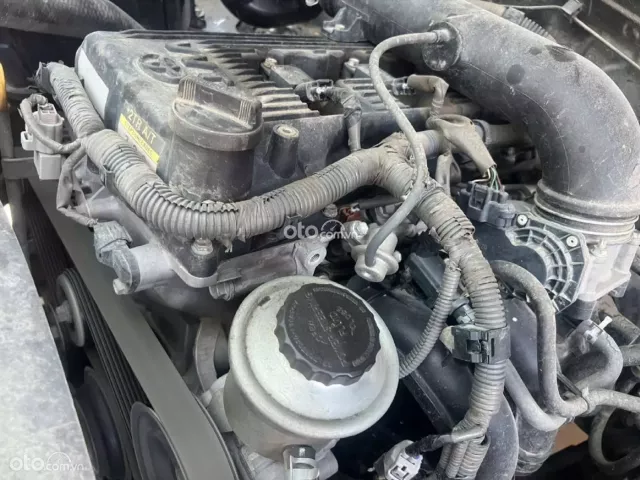 Toyota Fortuner 2.7 V 4X2 AT 2008 12