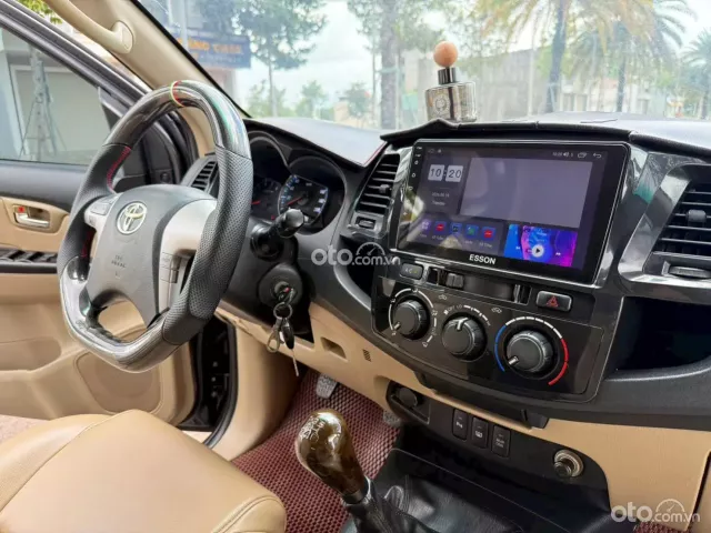 Toyota Fortuner 2.4 MT 4x2 2014 15