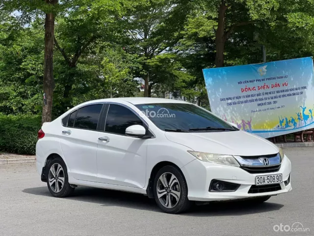 Xe gia đình giá tốt 285 triệu