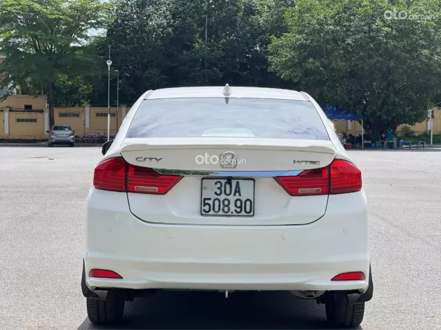 Xe gia đình giá tốt 285 triệu