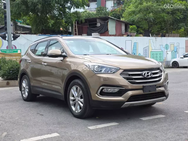 Hyundai Santa Fe 2.2L Dầu Tiêu chuẩn 2017 2