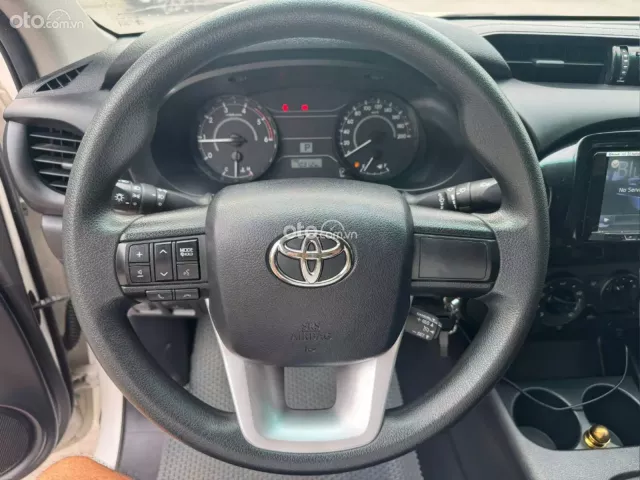 Toyota Hilux 2.4E 4×2 AT 2020 11