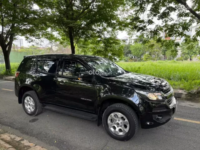 Chevrolet Trailblazer 2.5L 4×2 MT LT 2018 2