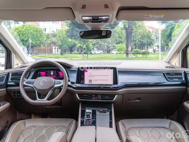 Volkswagen Viloran Luxury 2024 9