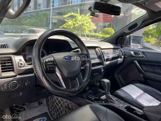 Ford Everest Titanium 2.0 AT 4x2 2019 10