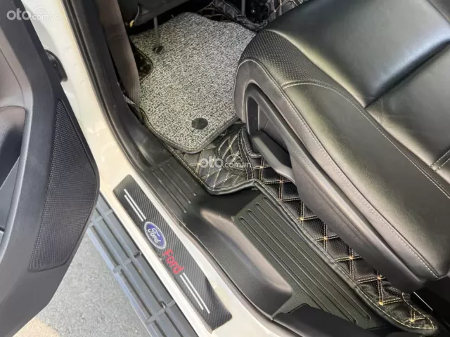 Ford Everest Titanium 2.0 AT 4x2 2019 15