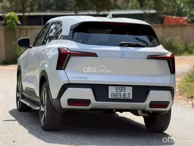Mitsubishi Xforce Exceed 2025 4