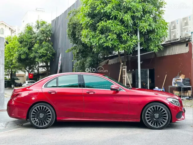 Mercedes-Benz C300 2018 7