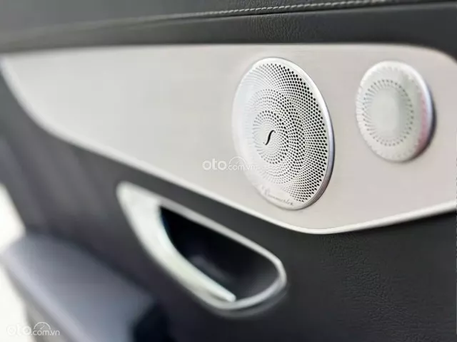 Mercedes-Benz C300 2018 20