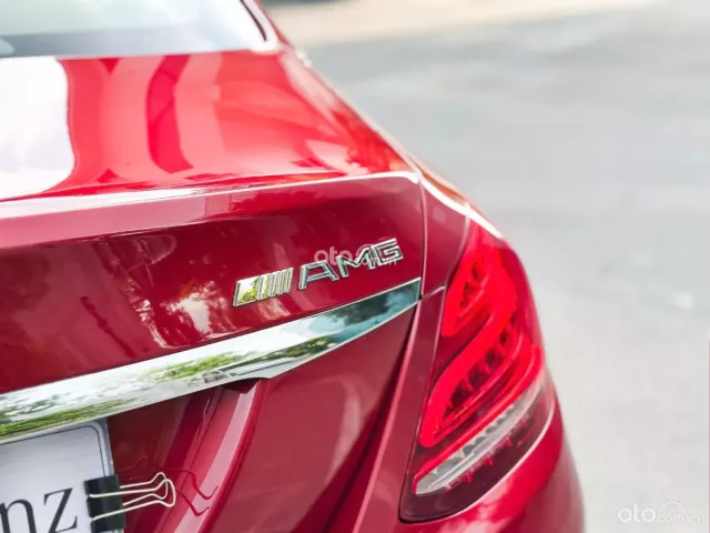 Mercedes-Benz C300 2018 9