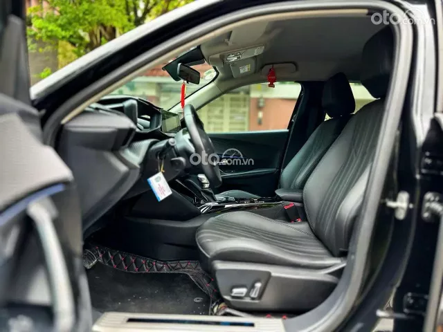 Peugeot 2008 GT Line 2021 8