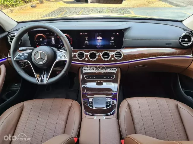 Mercedes-Benz E200 Exclusive V1 2024 6