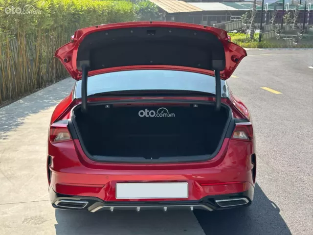 Kia K5 2.0 Luxury 2023 8