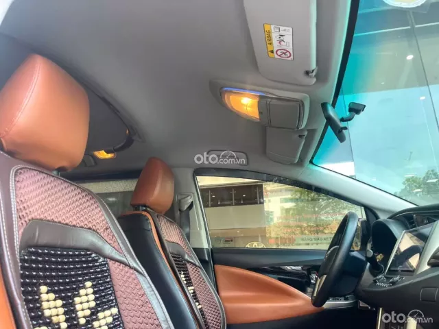 Toyota Innova 2.0G 2019 17