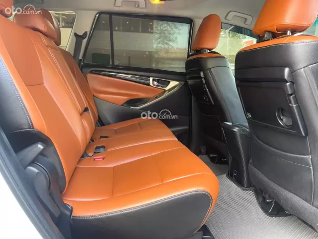 Toyota Innova 2.0G 2019 7