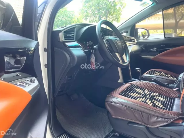 Toyota Innova 2.0G 2019 11