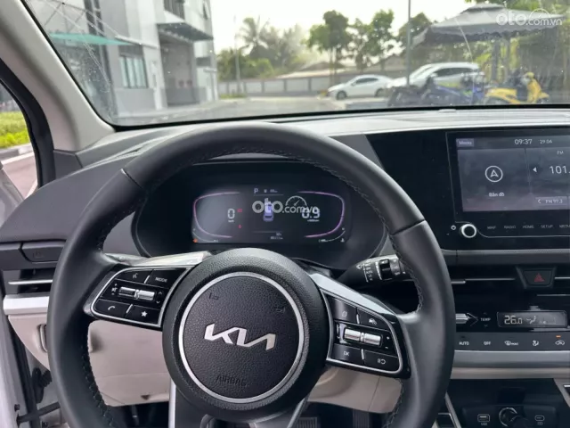 Kia Carens 1.5G Luxury 2022 7