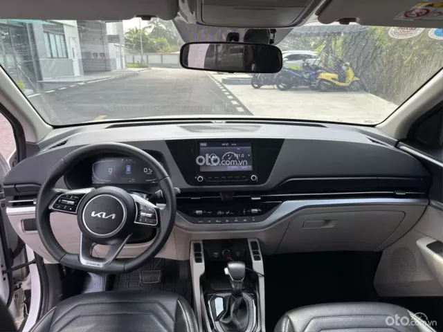 Kia Carens 1.5G Luxury 2022 8