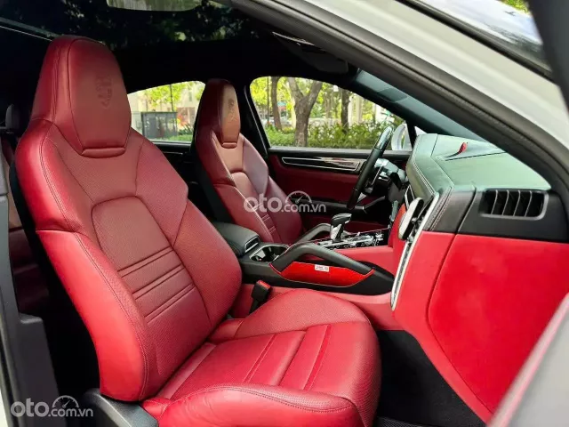 Porsche Cayenne Coupe 2021 7