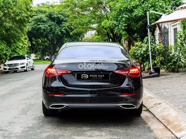 Mercedes-Benz C200 Avantgarde Plus 2022 4