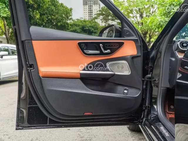 Mercedes-Benz C200 Avantgarde Plus 2022 5