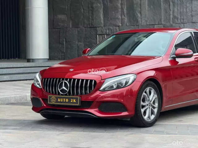 Mercedes-Benz C200 2.0 AT 2018 4