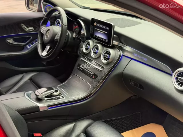 Mercedes-Benz C200 2.0 AT 2018 11