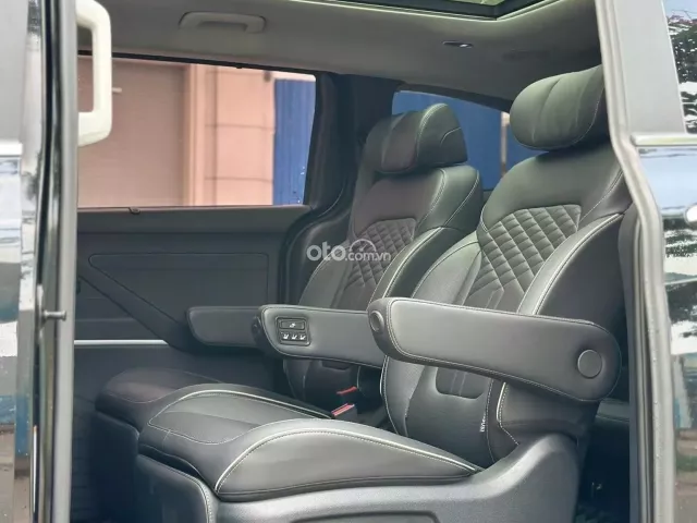 Hyundai Custin 2.0T-GDi Cao cấp 2023 6