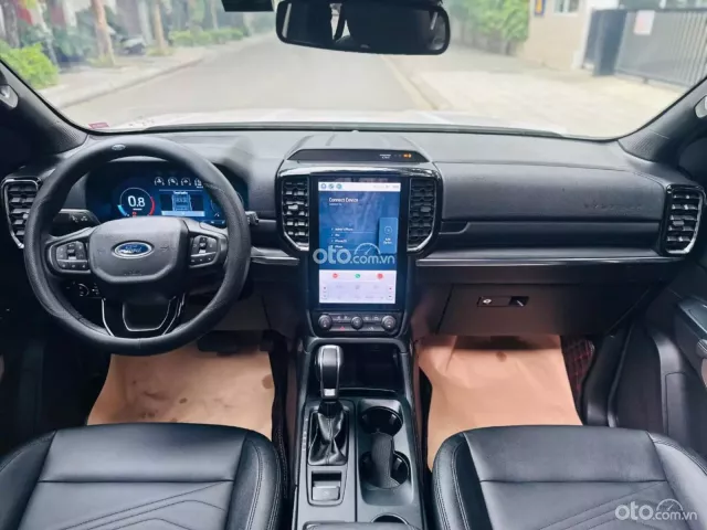 Ford Everest Titanium 2.0 AT 4x2 2023 6