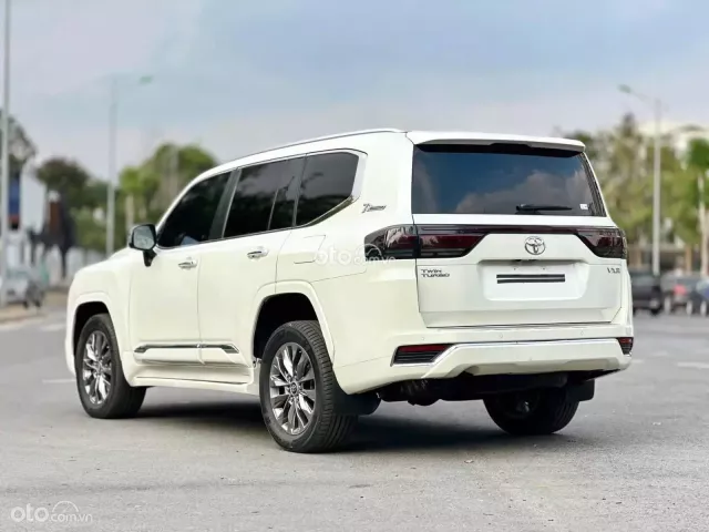 Toyota Land Cruiser V6 3.5L TURBO 2022 3