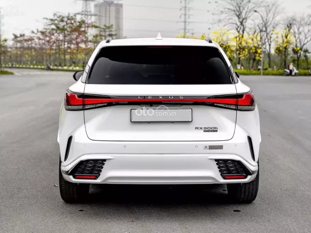 Lexus RX 500h F-Sport Performance 2025 4