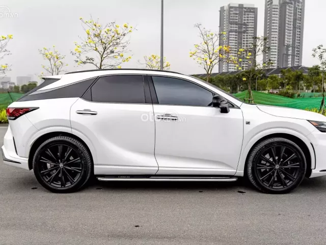 Lexus RX 500h F-Sport Performance 2025 5