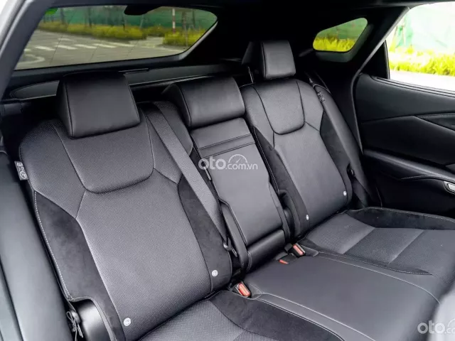 Lexus RX 500h F-Sport Performance 2025 9