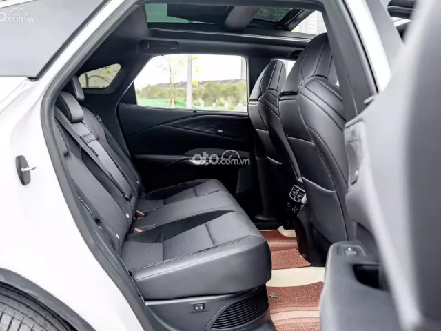 Lexus RX 500h F-Sport Performance 2025 13