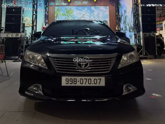 Toyota Camry 2.5Q 2012