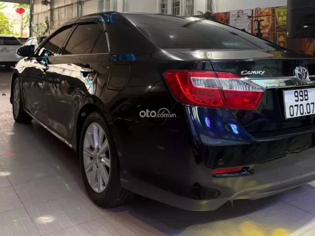 Toyota Camry 2.5Q 2012 4