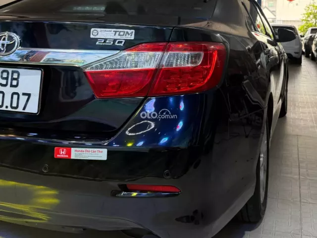 Toyota Camry 2.5Q 2012 6