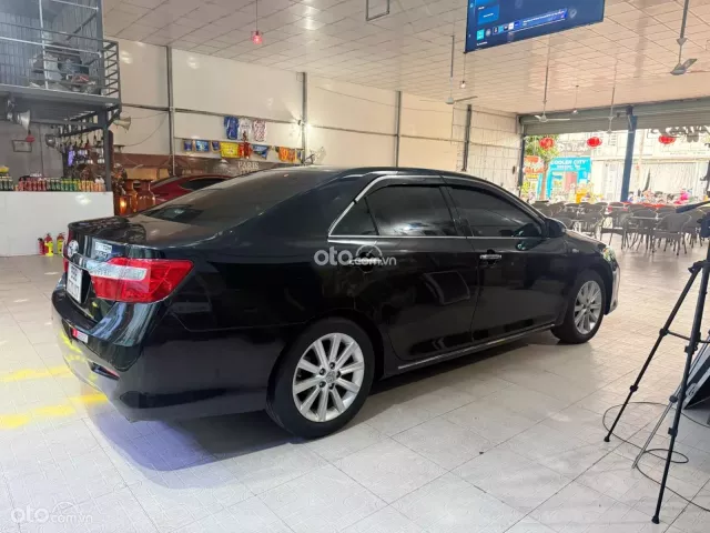 Toyota Camry 2.5Q 2012 8