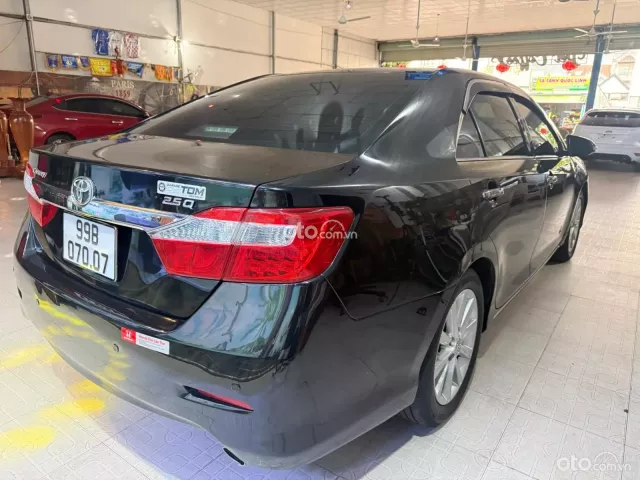 Toyota Camry 2.5Q 2012 9