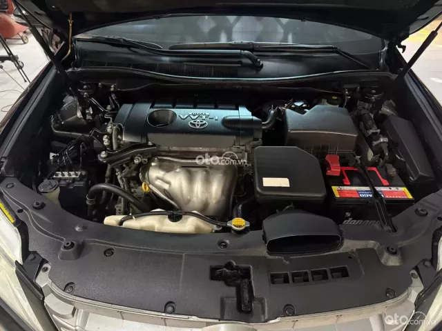 Toyota Camry 2.5Q 2012 17
