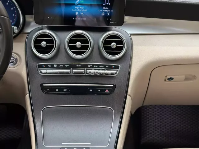Mercedes-Benz GLC 300 4Matic 2021 8
