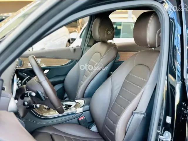 Mercedes-Benz GLC 250 4Matic 2019 5