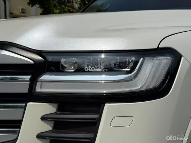 Toyota Land Cruiser 2023 9