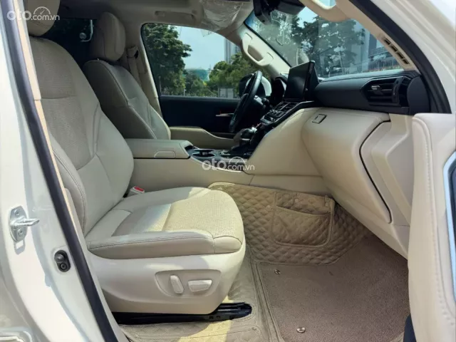 Toyota Land Cruiser 2023 25