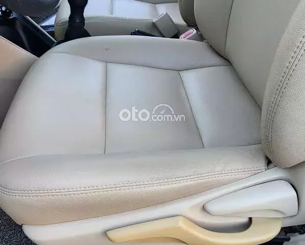 Toyota Vios 1.5E MT 2015 10