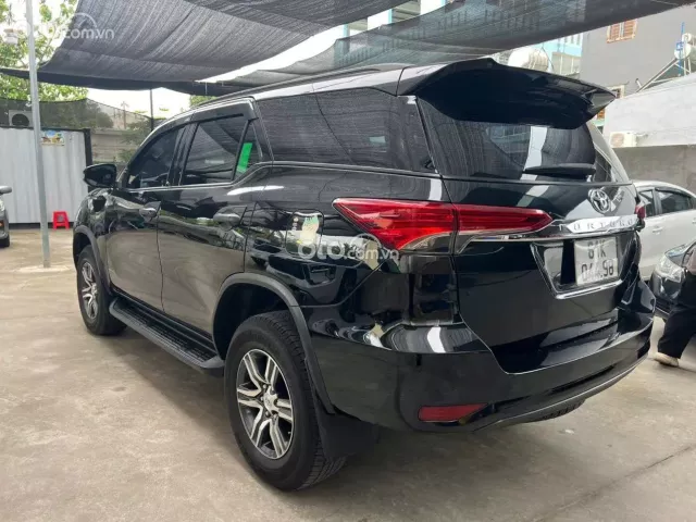 Toyota Fortuner 2.4G 4x2 AT  2022 4