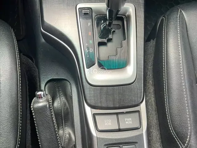 Toyota Fortuner 2.4G 4x2 AT  2022 10